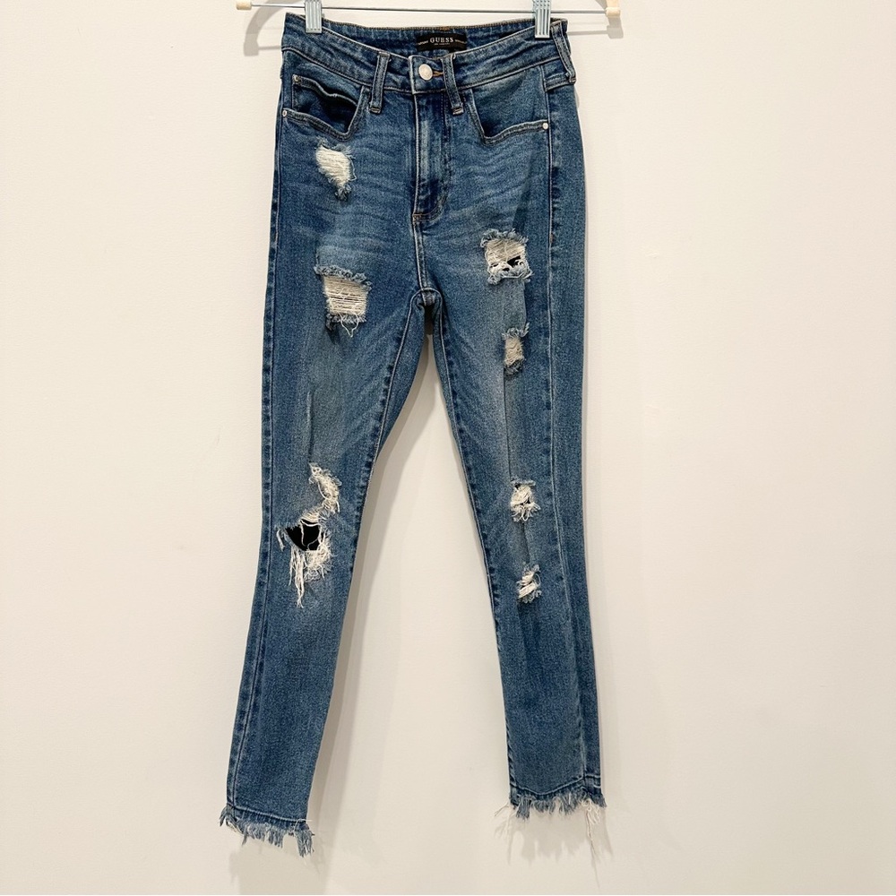 GUESS Women’s 1981 Distressed Skinny Ankle Jeans Size 26